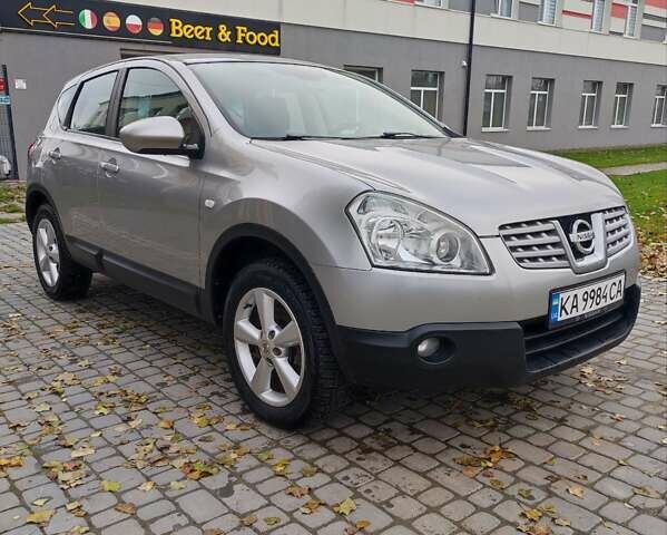Серый Ниссан Кашкай, объемом двигателя 1.46 л и пробегом 256 тыс. км за 8500 $, фото 2 на Automoto.ua