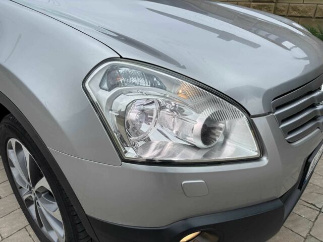 Серый Ниссан Кашкай, объемом двигателя 2 л и пробегом 240 тыс. км за 9600 $, фото 1 на Automoto.ua