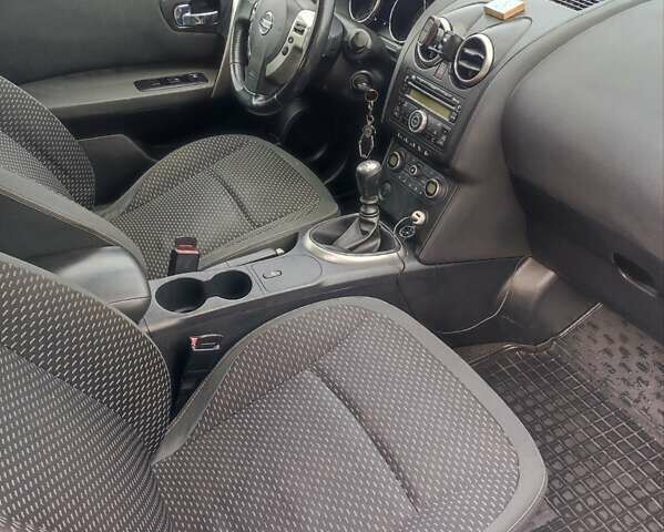 Серый Ниссан Кашкай, объемом двигателя 1.5 л и пробегом 256 тыс. км за 8200 $, фото 13 на Automoto.ua