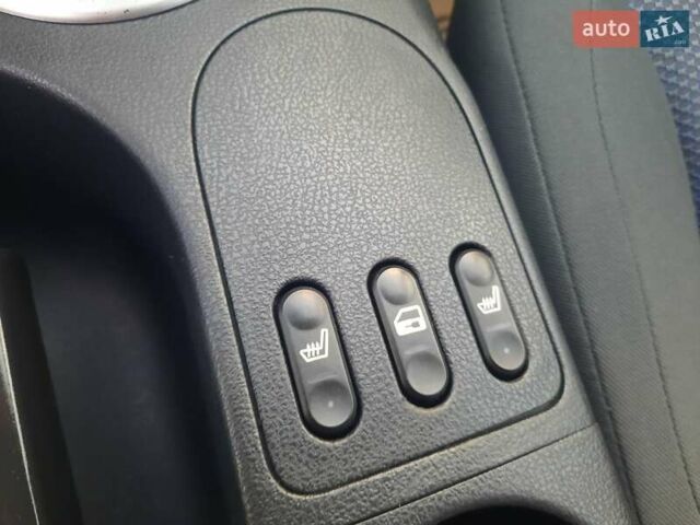 Серый Ниссан Кашкай, объемом двигателя 2 л и пробегом 188 тыс. км за 9300 $, фото 48 на Automoto.ua