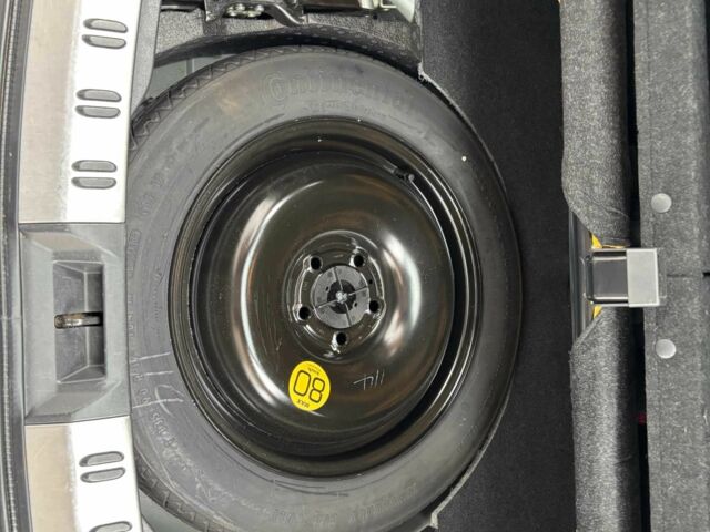 Серый Ниссан Кашкай, объемом двигателя 2 л и пробегом 240 тыс. км за 9600 $, фото 15 на Automoto.ua