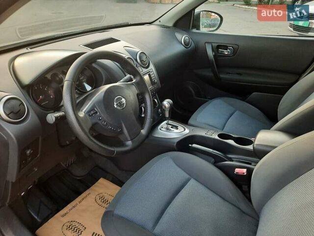 Серый Ниссан Кашкай, объемом двигателя 2 л и пробегом 188 тыс. км за 9300 $, фото 49 на Automoto.ua