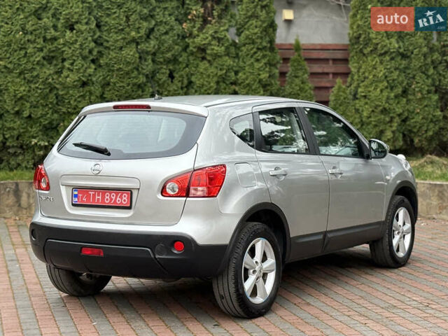 Сірий Ніссан Кашкай, об'ємом двигуна 1.6 л та пробігом 250 тис. км за 8400 $, фото 6 на Automoto.ua