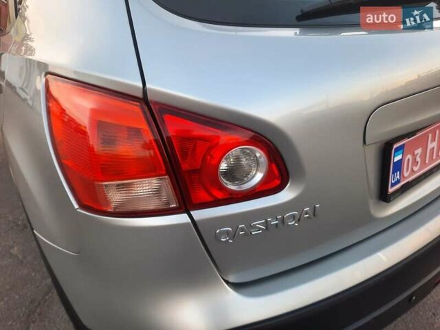 Серый Ниссан Кашкай, объемом двигателя 2 л и пробегом 188 тыс. км за 9300 $, фото 67 на Automoto.ua