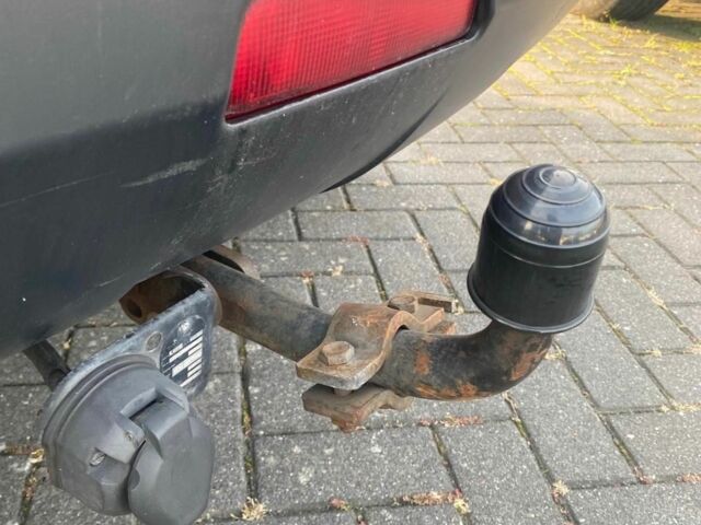 Серый Ниссан Кашкай, объемом двигателя 2 л и пробегом 245 тыс. км за 9600 $, фото 6 на Automoto.ua