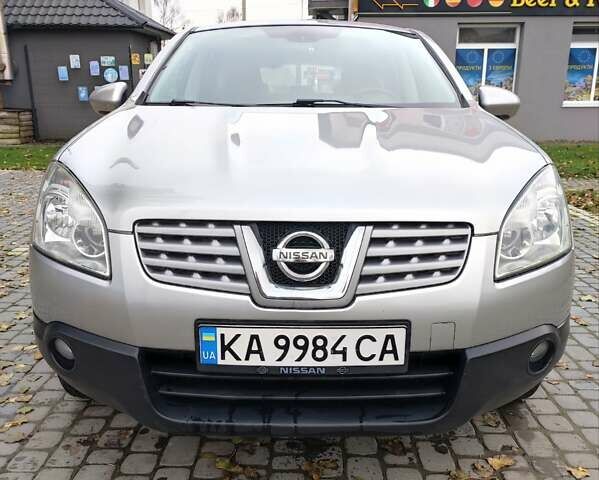 Серый Ниссан Кашкай, объемом двигателя 1.5 л и пробегом 256 тыс. км за 8200 $, фото 1 на Automoto.ua