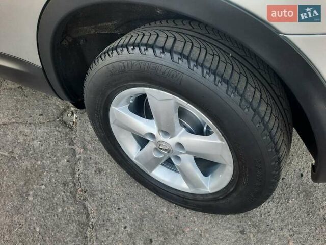 Серый Ниссан Кашкай, объемом двигателя 2 л и пробегом 188 тыс. км за 9300 $, фото 64 на Automoto.ua