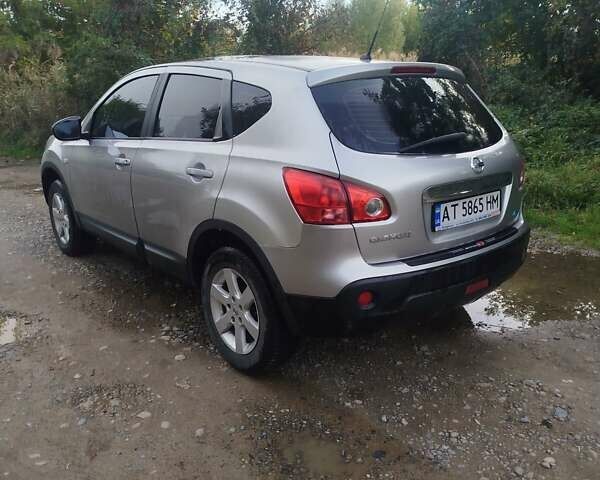 Ниссан Кашкай 2009 в Калуше на Automoto.ua Серый Ниссан Кашкай, объемом двигателя 1.5 л и пробегом 273 тыс. км за 7300 $, фото 2 на Automoto.ua