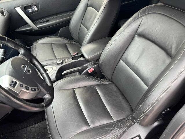 Серый Ниссан Кашкай, объемом двигателя 2 л и пробегом 240 тыс. км за 9600 $, фото 9 на Automoto.ua