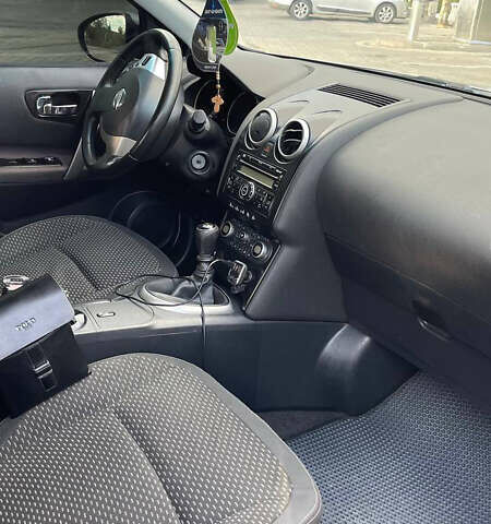 Серый Ниссан Кашкай, объемом двигателя 1.5 л и пробегом 246 тыс. км за 8790 $, фото 22 на Automoto.ua