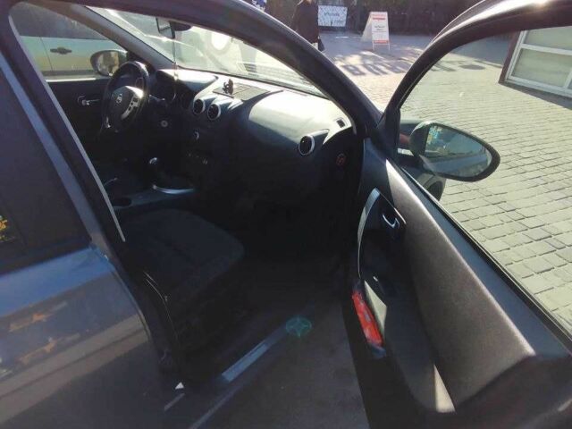 Серый Ниссан Кашкай, объемом двигателя 2 л и пробегом 306 тыс. км за 3766 $, фото 10 на Automoto.ua