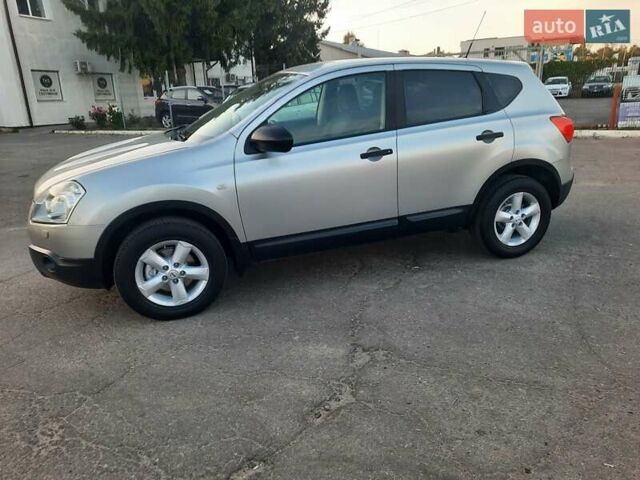 Серый Ниссан Кашкай, объемом двигателя 2 л и пробегом 188 тыс. км за 9300 $, фото 4 на Automoto.ua