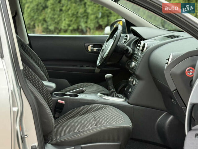 Серый Ниссан Кашкай, объемом двигателя 1.6 л и пробегом 250 тыс. км за 7750 $, фото 18 на Automoto.ua