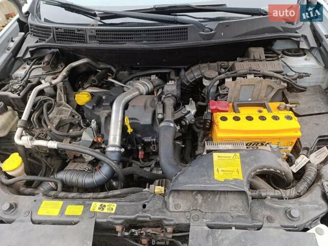 Серый Ниссан Кашкай, объемом двигателя 1.46 л и пробегом 238 тыс. км за 8500 $, фото 6 на Automoto.ua