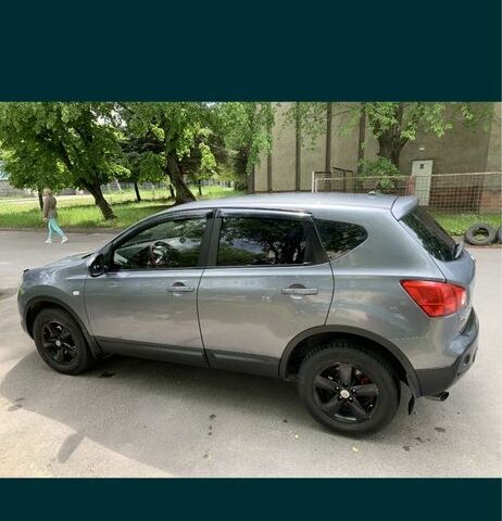 Сірий Ніссан Кашкай, об'ємом двигуна 2 л та пробігом 179 тис. км за 8000 $, фото 2 на Automoto.ua