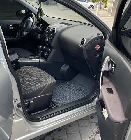 Серый Ниссан Кашкай, объемом двигателя 1.5 л и пробегом 246 тыс. км за 8790 $, фото 21 на Automoto.ua