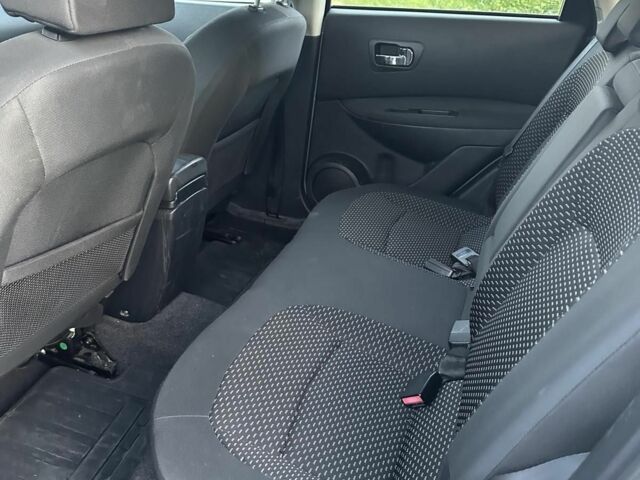 Сірий Ніссан Кашкай, об'ємом двигуна 1.5 л та пробігом 205 тис. км за 7600 $, фото 4 на Automoto.ua