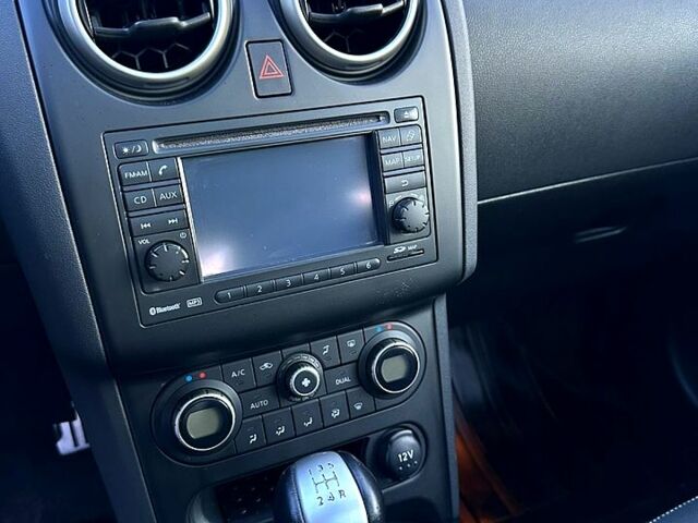 Серый Ниссан Кашкай, объемом двигателя 1.6 л и пробегом 157 тыс. км за 11250 $, фото 7 на Automoto.ua