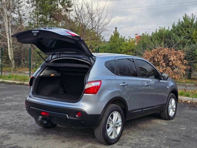 Серый Ниссан Кашкай, объемом двигателя 2 л и пробегом 195 тыс. км за 9999 $, фото 21 на Automoto.ua