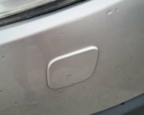 Сірий Ніссан Кашкай, об'ємом двигуна 2 л та пробігом 167 тис. км за 11000 $, фото 2 на Automoto.ua