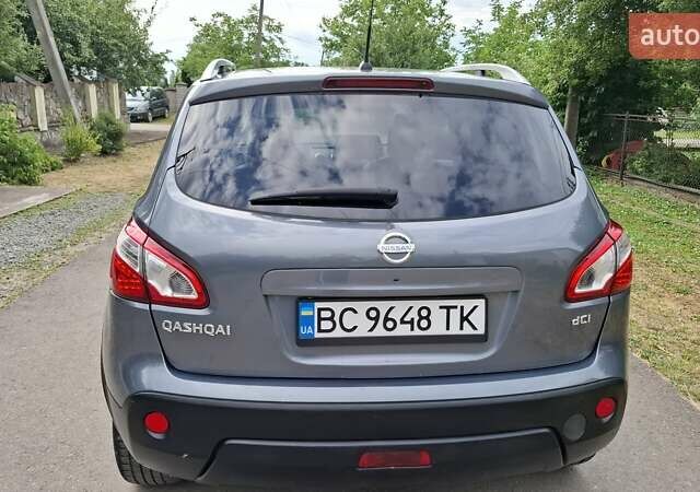 Серый Ниссан Кашкай, объемом двигателя 2 л и пробегом 223 тыс. км за 11900 $, фото 8 на Automoto.ua