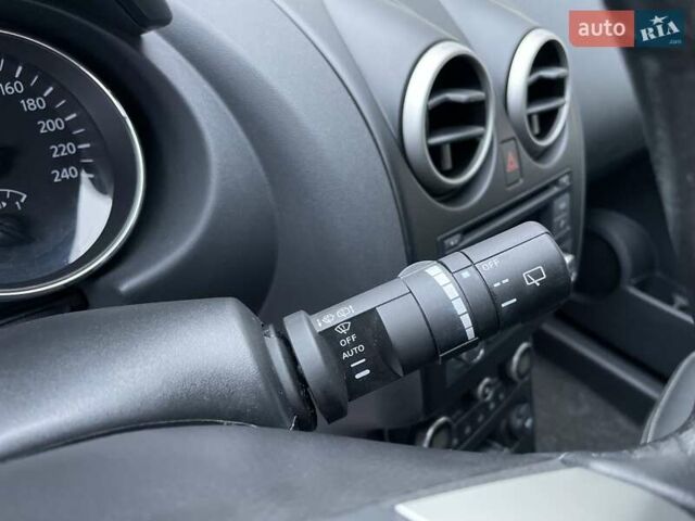 Сірий Ніссан Кашкай, об'ємом двигуна 1.5 л та пробігом 218 тис. км за 12000 $, фото 18 на Automoto.ua