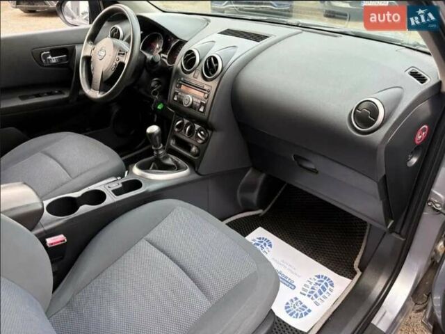 Серый Ниссан Кашкай, объемом двигателя 1.46 л и пробегом 252 тыс. км за 9500 $, фото 5 на Automoto.ua