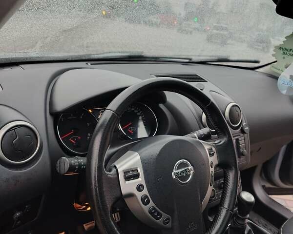 Серый Ниссан Кашкай, объемом двигателя 1.5 л и пробегом 217 тыс. км за 9500 $, фото 19 на Automoto.ua