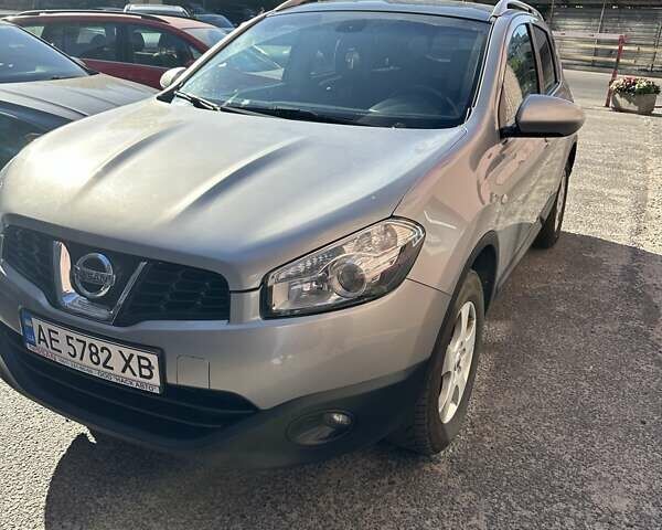 Серый Ниссан Кашкай, объемом двигателя 1.5 л и пробегом 222 тыс. км за 9800 $, фото 1 на Automoto.ua