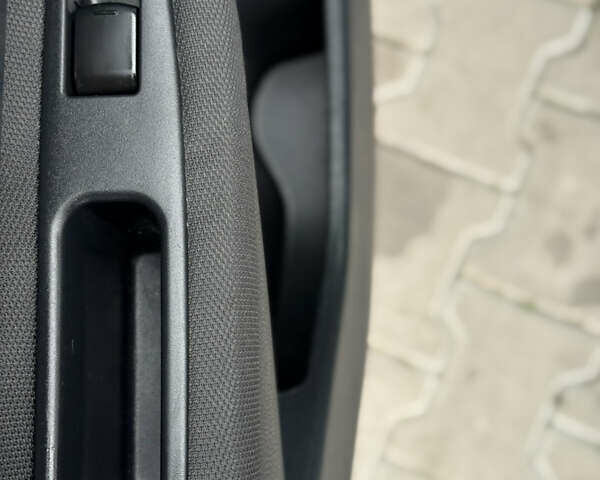 Сірий Ніссан Кашкай, об'ємом двигуна 1.5 л та пробігом 192 тис. км за 9200 $, фото 76 на Automoto.ua