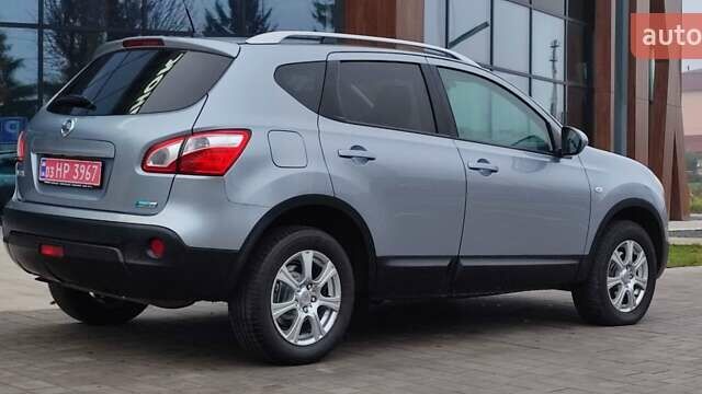 Серый Ниссан Кашкай, объемом двигателя 1.5 л и пробегом 238 тыс. км за 9400 $, фото 7 на Automoto.ua