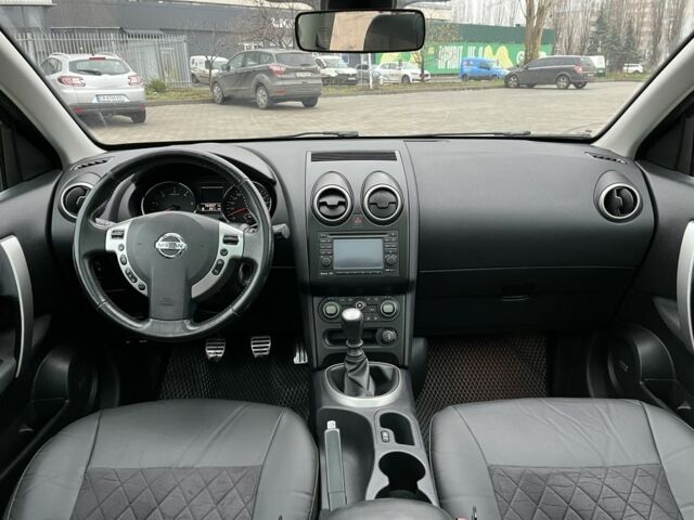 Серый Ниссан Кашкай, объемом двигателя 1.5 л и пробегом 165 тыс. км за 10200 $, фото 14 на Automoto.ua