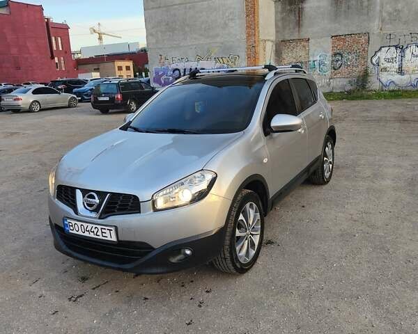 Серый Ниссан Кашкай, объемом двигателя 1.46 л и пробегом 180 тыс. км за 11500 $, фото 4 на Automoto.ua