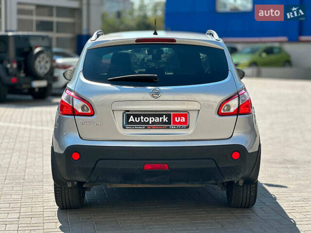 Сірий Ніссан Кашкай, об'ємом двигуна 2 л та пробігом 156 тис. км за 11440 $, фото 5 на Automoto.ua