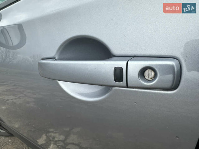 Серый Ниссан Кашкай, объемом двигателя 1.5 л и пробегом 260 тыс. км за 8950 $, фото 18 на Automoto.ua