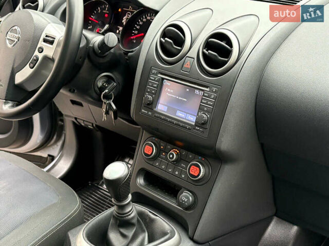 Сірий Ніссан Кашкай, об'ємом двигуна 1.5 л та пробігом 215 тис. км за 11599 $, фото 30 на Automoto.ua
