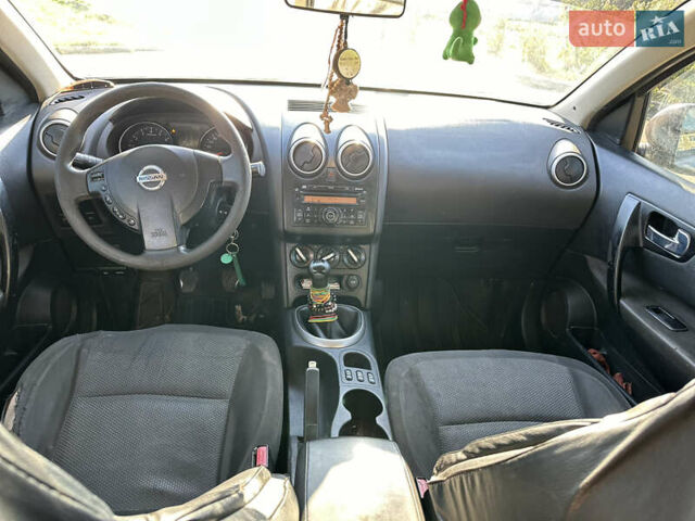 Сірий Ніссан Кашкай, об'ємом двигуна 1.6 л та пробігом 330 тис. км за 7700 $, фото 16 на Automoto.ua