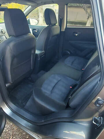 Серый Ниссан Кашкай, объемом двигателя 1.5 л и пробегом 216 тыс. км за 10600 $, фото 22 на Automoto.ua