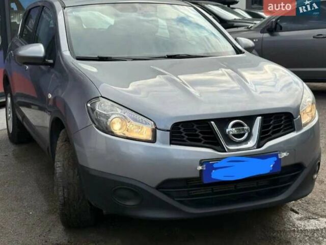 Серый Ниссан Кашкай, объемом двигателя 1.46 л и пробегом 252 тыс. км за 9500 $, фото 19 на Automoto.ua