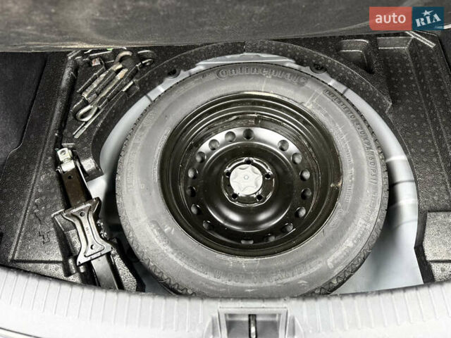 Сірий Ніссан Кашкай, об'ємом двигуна 1.5 л та пробігом 192 тис. км за 9200 $, фото 117 на Automoto.ua