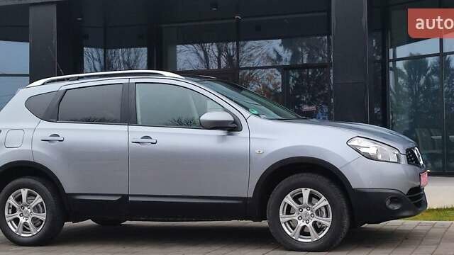 Серый Ниссан Кашкай, объемом двигателя 1.5 л и пробегом 238 тыс. км за 9400 $, фото 6 на Automoto.ua