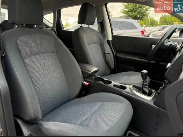 Серый Ниссан Кашкай, объемом двигателя 1.46 л и пробегом 252 тыс. км за 9500 $, фото 12 на Automoto.ua