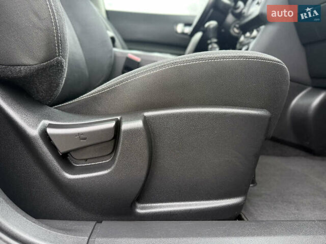 Сірий Ніссан Кашкай, об'ємом двигуна 1.5 л та пробігом 192 тис. км за 9200 $, фото 109 на Automoto.ua