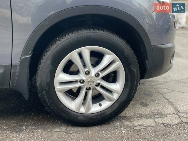 Серый Ниссан Кашкай, объемом двигателя 1.6 л и пробегом 199 тыс. км за 11500 $, фото 25 на Automoto.ua