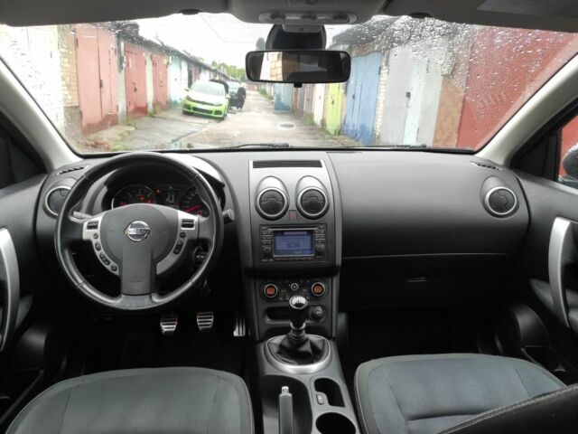 Сірий Ніссан Кашкай, об'ємом двигуна 1.5 л та пробігом 178 тис. км за 9000 $, фото 4 на Automoto.ua