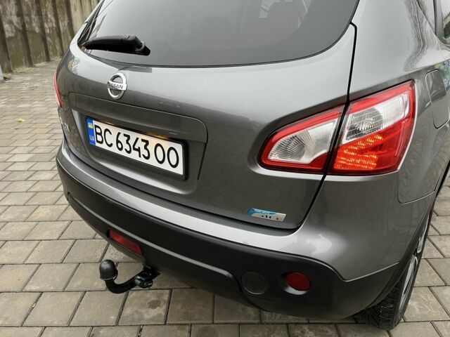 Серый Ниссан Кашкай, объемом двигателя 1.5 л и пробегом 165 тыс. км за 10200 $, фото 8 на Automoto.ua