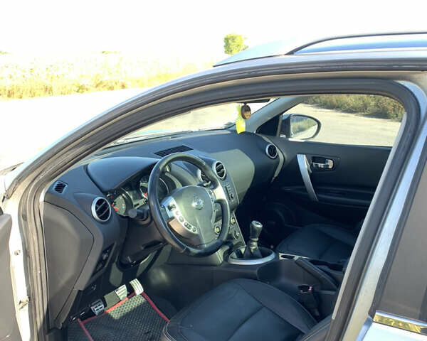 Сірий Ніссан Кашкай, об'ємом двигуна 1.5 л та пробігом 226 тис. км за 10200 $, фото 10 на Automoto.ua