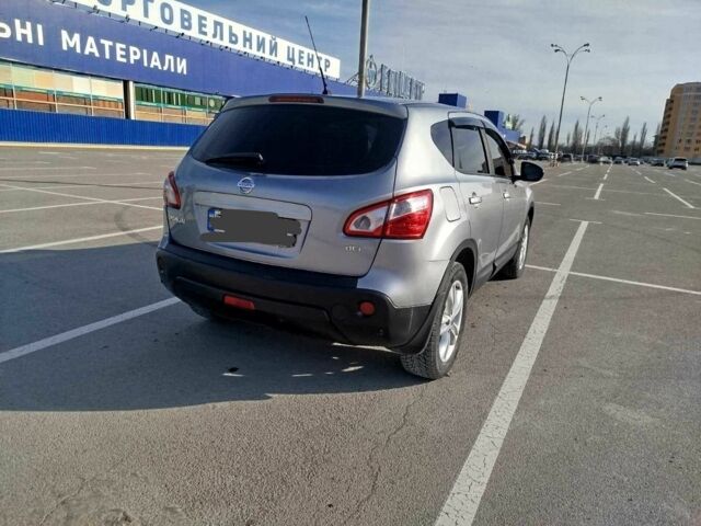 Серый Ниссан Кашкай, объемом двигателя 1.5 л и пробегом 250 тыс. км за 9000 $, фото 10 на Automoto.ua