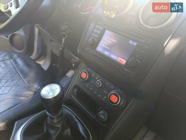 Серый Ниссан Кашкай, объемом двигателя 1.5 л и пробегом 256 тыс. км за 9300 $, фото 2 на Automoto.ua