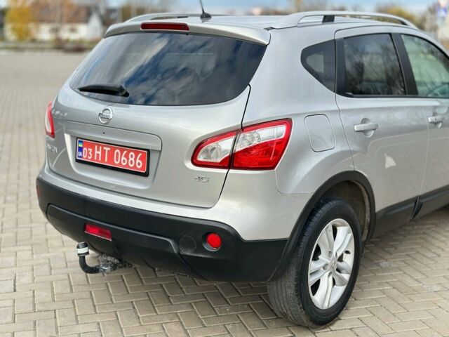 Сірий Ніссан Кашкай, об'ємом двигуна 2 л та пробігом 232 тис. км за 11450 $, фото 4 на Automoto.ua